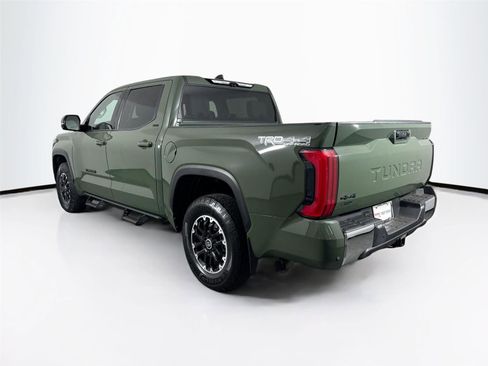 Used 2022 Toyota Tundra SR5 w/ TRD Off-Road Premium Package AWD/4WD image 13