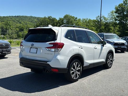Certified 2023 Subaru Forester Limited AWD/4WD image 6