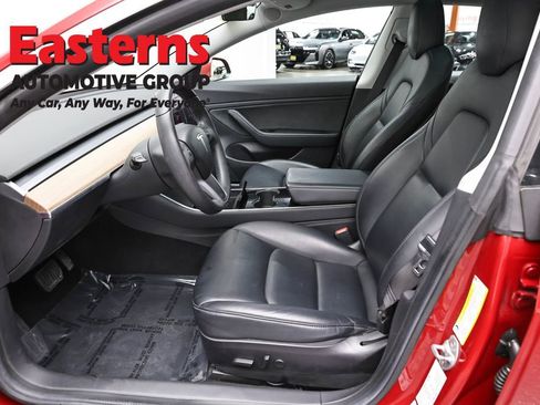 Used 2019 Tesla Model 3 Standard Range RWD image 13
