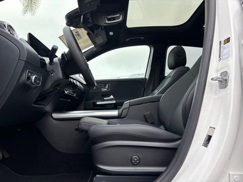 Used 2026 Mercedes-Benz GLA 250 4MATIC image 8