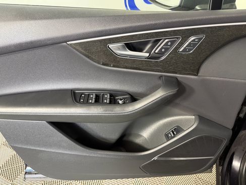 Used 2021 Audi Q7 3.0T Prestige w/ Prestige Package image 25