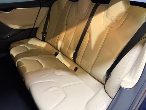 Used 2014 Tesla Model S P85 image 34