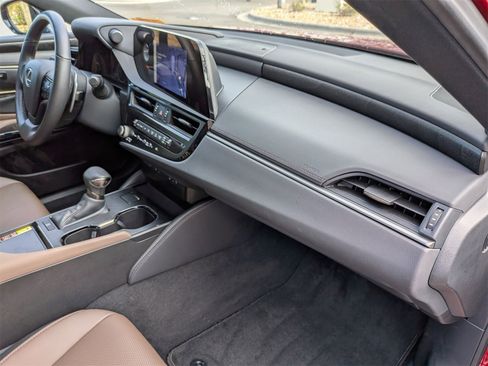 Used 2024 Lexus ES 350 w/ Premium Package image 40
