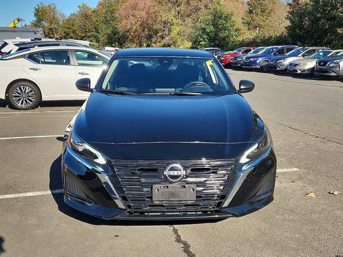 Certified 2024 Nissan Altima 2.5 S image 2