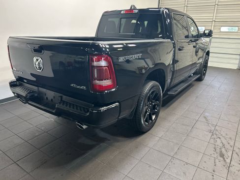 Used 2023 RAM 1500 Laramie AWD/4WD image 3