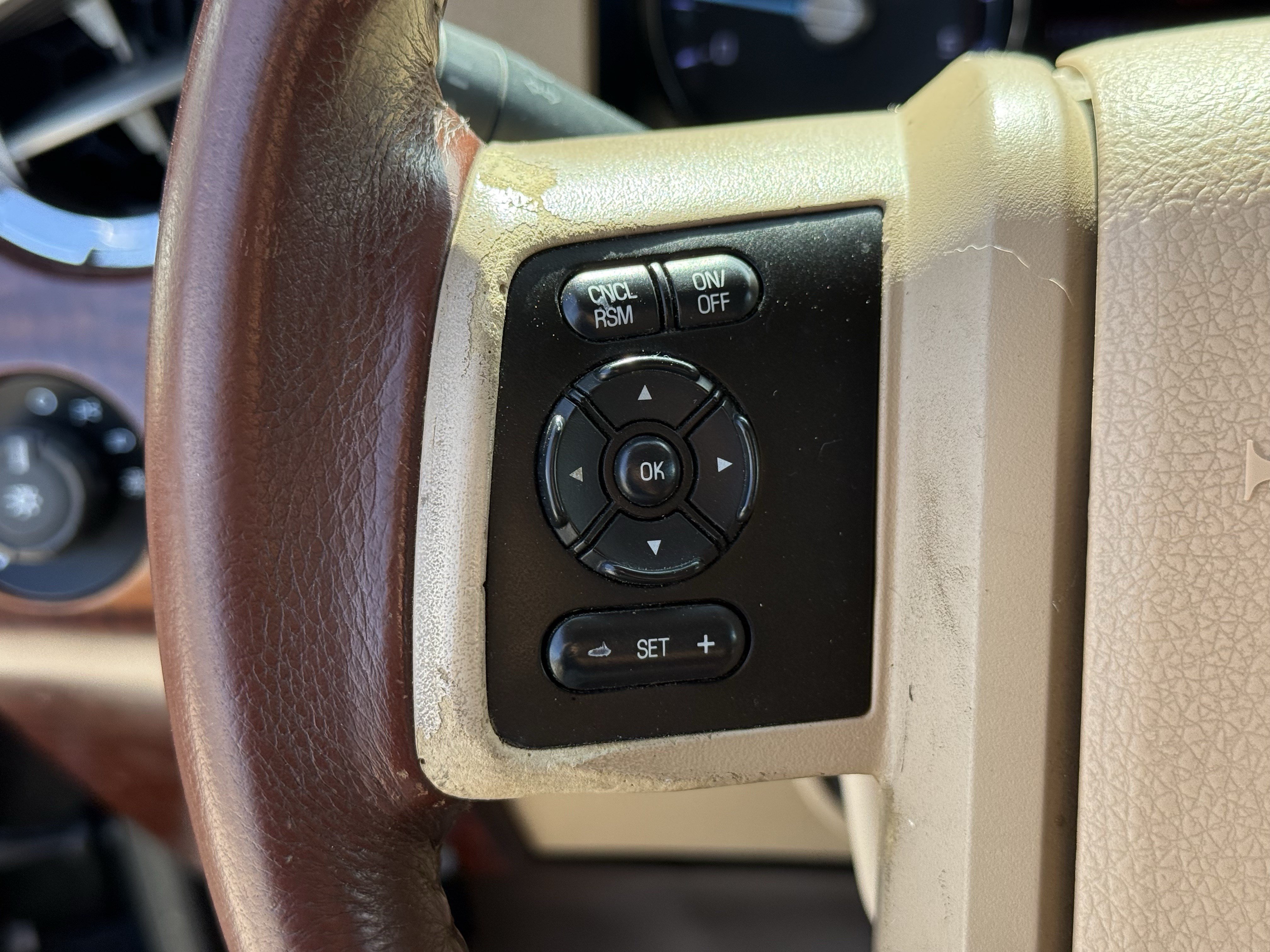 Used 2014 Ford F250 King Ranch w/ FX4 Off-Road Package AWD/4WD image 16