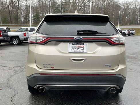 Used 2017 Ford Edge SEL image 4