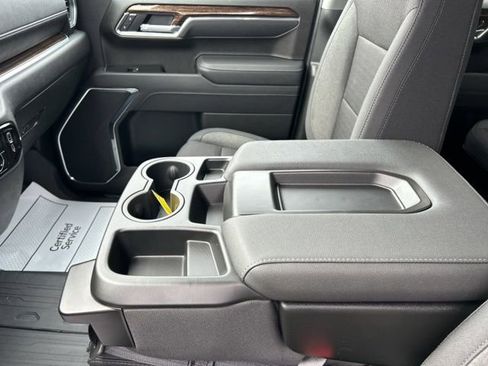 New 2026 GMC Sierra 1500 SLE image 28