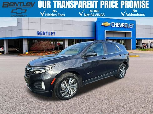 Used 2022 Chevrolet Equinox LT FWD image 1