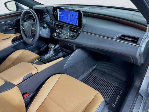 Certified 2025 Lexus ES 350 w/ Premium Package FWD image 31