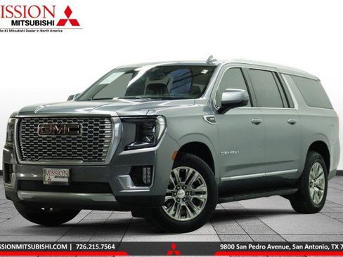 Used 2021 GMC Yukon XL Denali RWD image 1
