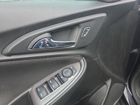 Used 2023 Chevrolet Malibu LT image 16