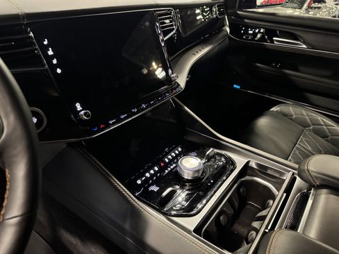 Used 2025 Jeep Grand Wagoneer L Series III w/ Quick Order Packagew 28T image 29