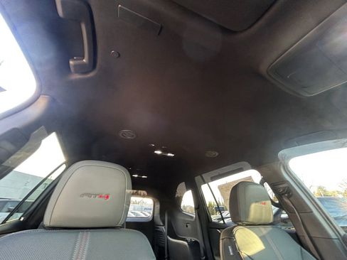 New 2026 GMC Acadia AT4 image 27