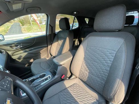 Used 2021 Chevrolet Equinox LT AWD/4WD image 17