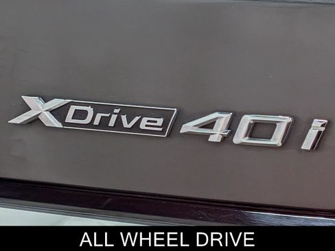 Used 2023 BMW X7 xDrive40i w/ Executive Package image 11