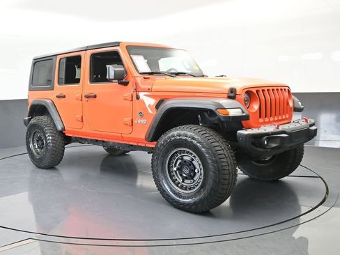 Used 2018 Jeep Wrangler Unlimited Sport S image 8