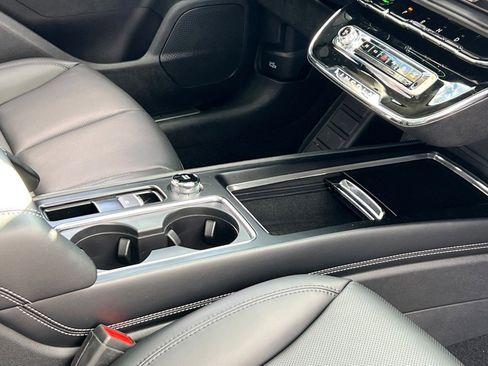 New 2026 Lincoln Corsair Premiere image 10