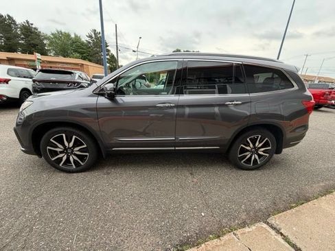 Used 2020 Honda Pilot Touring image 4