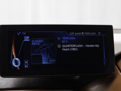 Used 2015 BMW i3 w/ Range Extender image 9