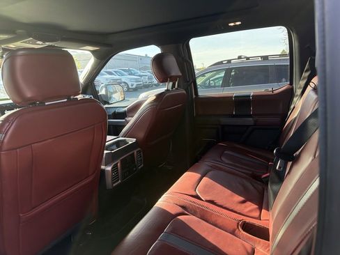 Used 2018 Ford F150 Platinum w/ Equipment Group 701A Luxury image 10