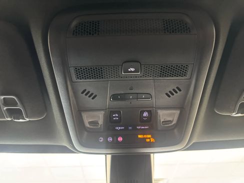 Used 2020 Cadillac XT5 Premium Luxury image 30