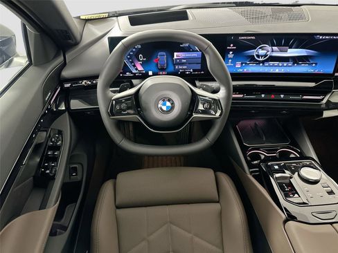 New 2026 BMW 530i xDrive w/ Premium Package AWD/4WD image 24