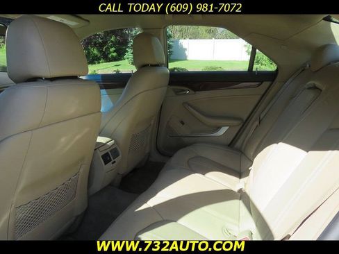 Used 2010 Cadillac CTS Luxury RWD image 9