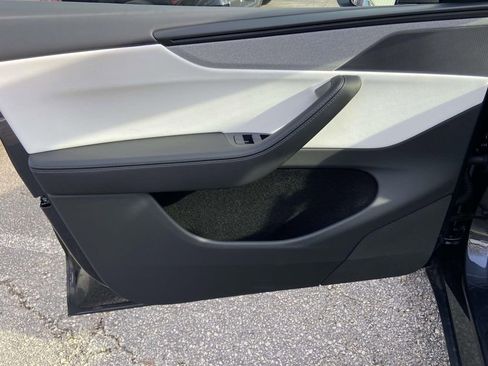 Used 2026 Tesla Model Y 2WD image 13