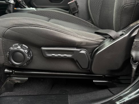 Used 2021 Jeep Wrangler Unlimited Sport image 15