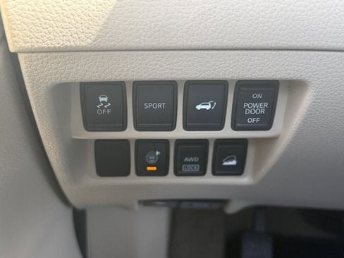 Used 2014 Nissan Rogue SL w/ SL Premium Package image 17