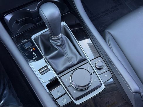 Used 2025 MAZDA MAZDA3 s image 28