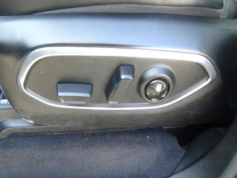 Used 2022 Jeep Wagoneer Series II image 17