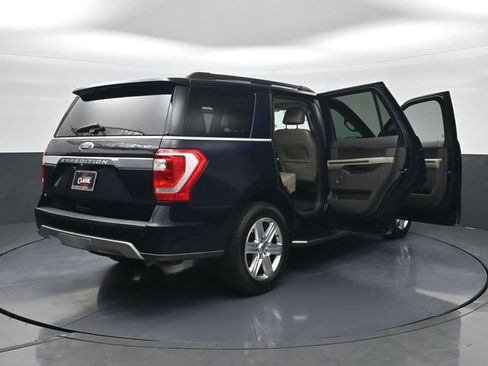 Used 2021 Ford Expedition XLT image 35