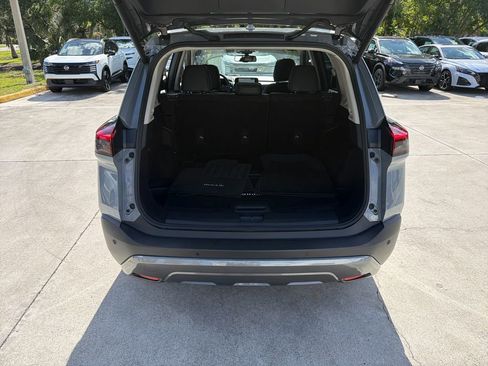 Used 2023 Nissan Rogue SL w/ SL Premium Package image 33