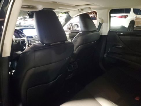 Used 2020 Lexus ES 350 w/ Premium Package image 10