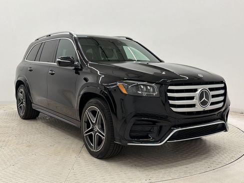 Used 2024 Mercedes-Benz GLS 450 4MATIC image 7