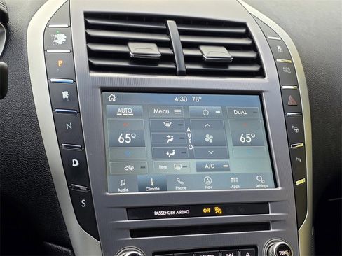 Used 2019 Lincoln MKZ Reserve w/ Luxury Package image 16