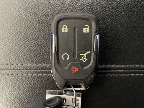 Used 2021 GMC Terrain SLT w/ Infotainment Package II FWD image 18