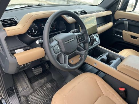 New 2026 Land Rover Defender 110 X-Dynamic SE AWD/4WD image 11