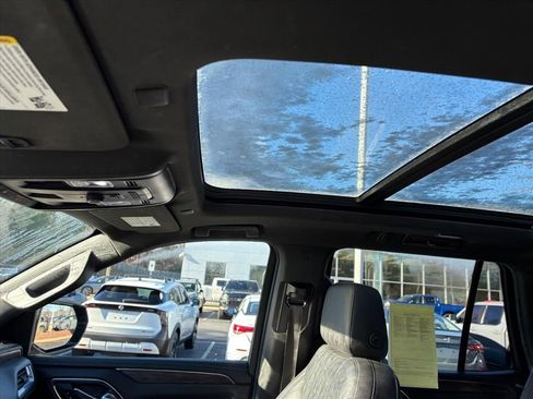 Used 2021 Chevrolet Tahoe LT image 11