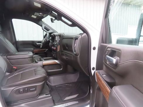 Used 2022 Chevrolet Silverado 2500 High Country AWD/4WD image 24