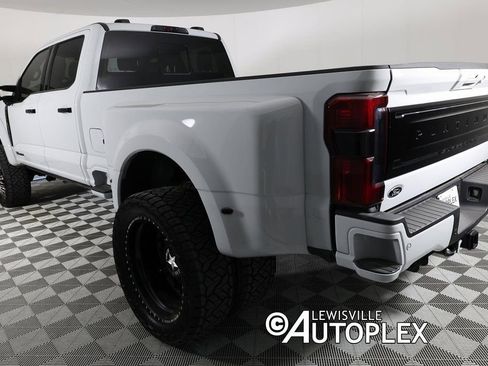 Used 2025 Ford F450 Platinum w/ Platinum Plus Package image 8
