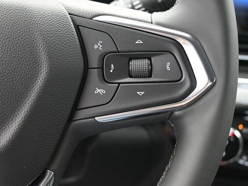 New 2026 Chevrolet Trax LT w/ Driver Confidence Package FWD image 32