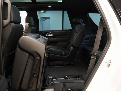 Used 2023 Chevrolet Tahoe Z71 w/ Luxury Package image 31