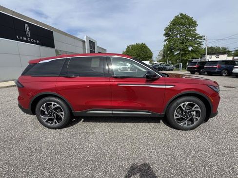 New 2026 Lincoln Nautilus Premier w/ Equipment Group 102A AWD/4WD image 26