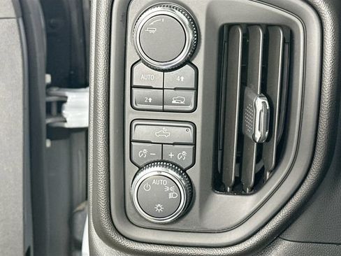 Used 2024 GMC Sierra 1500 Pro w/ Graphite Edition AWD/4WD image 17