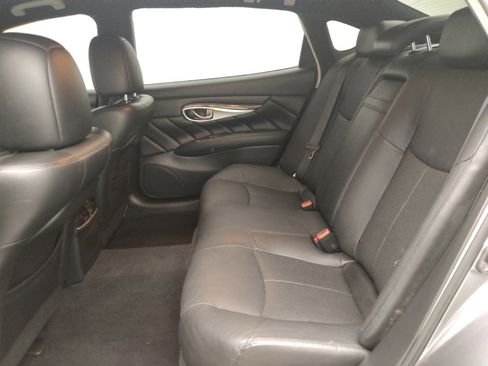 Used 2018 INFINITI Q70 L 3.7 image 18