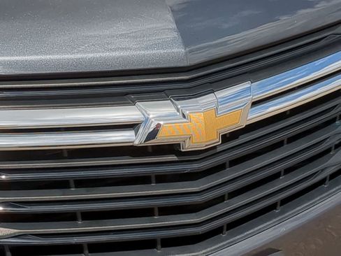 Used 2023 Chevrolet Equinox LT AWD/4WD image 12