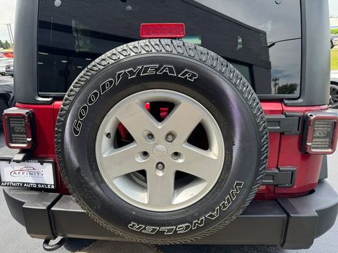 Used 2012 Jeep Wrangler Sport AWD/4WD image 24